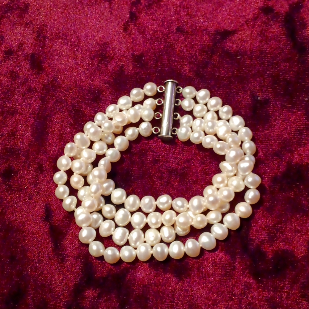 Mikimoto pearl Bracelet